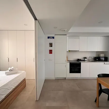 Clet Apartamento *